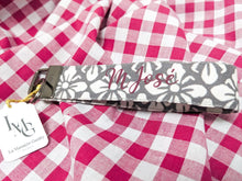 Cargar imagen en el visor de la galería, Llavero tela antimanchas personalizado