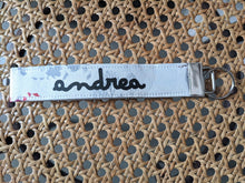 Cargar imagen en el visor de la galería, Llavero tela algodón personalizado
